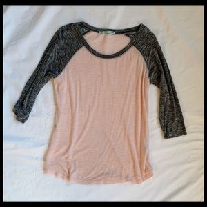 Cute light pink & grey 3/4 shirt